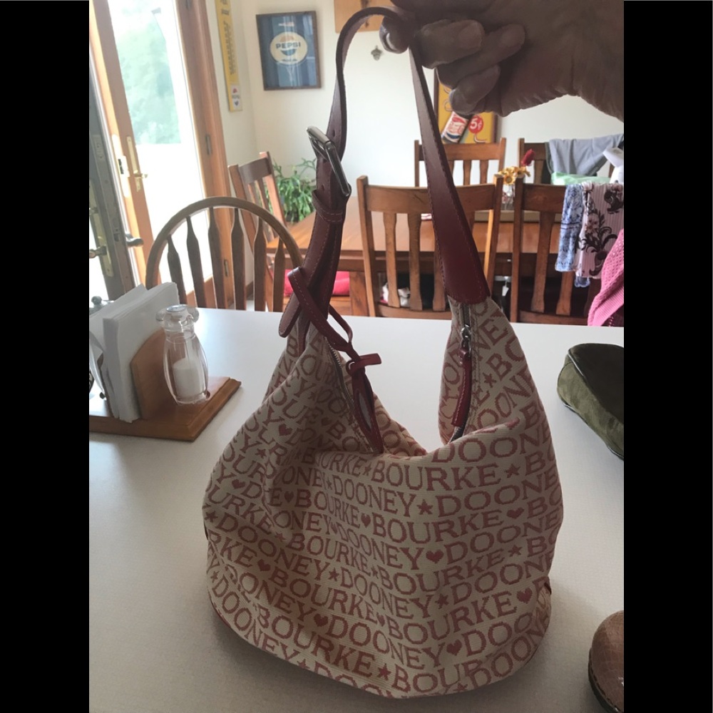 Bucket bag